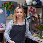 LAURA WHITE – BIO PIC